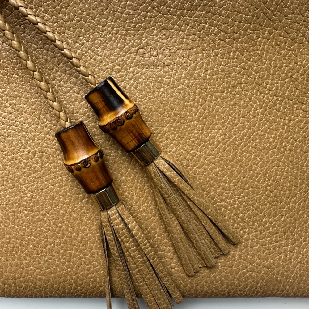Gucci Tan Leather Clutch with Bamboo Tassels - Picture 2 of 7